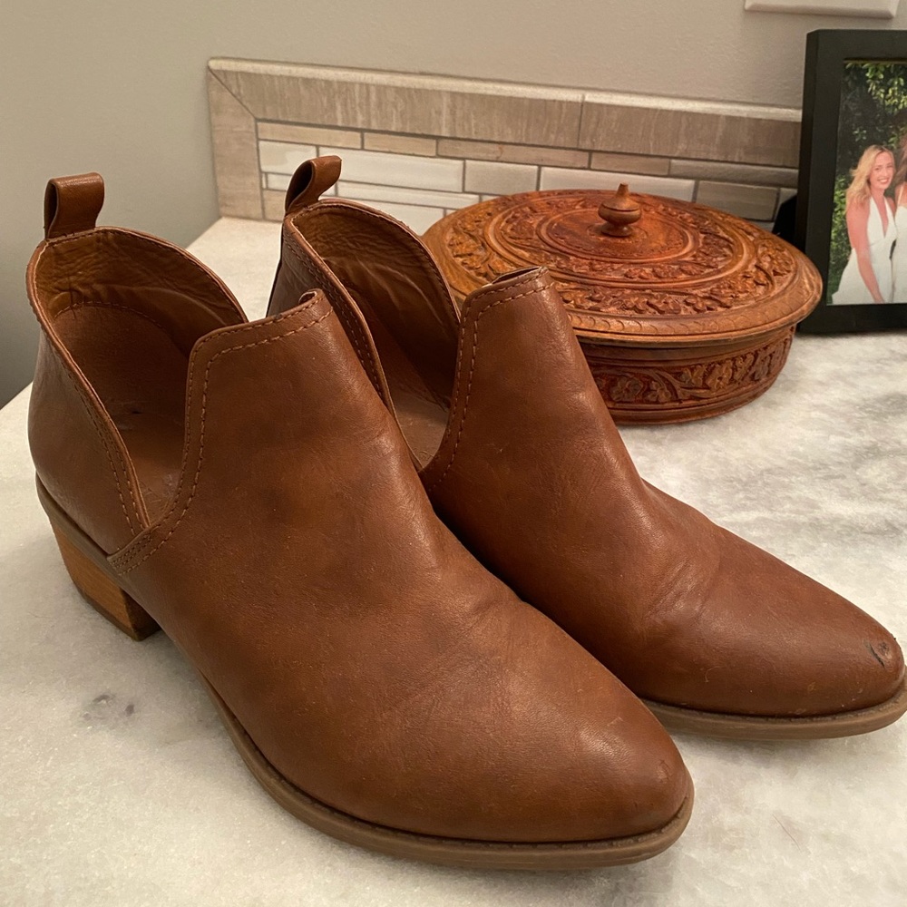 AEO Leather Boots